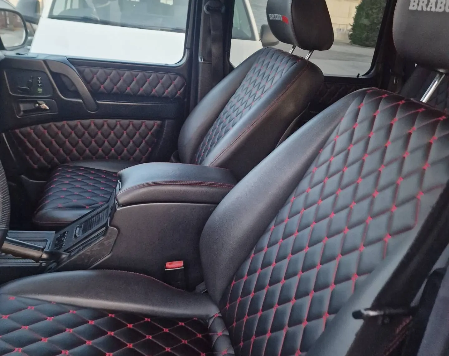 Notranja slika - Mercedes-Benz G-Razred - 400 CDI BRABUS MOZNA MENJAVA - 7