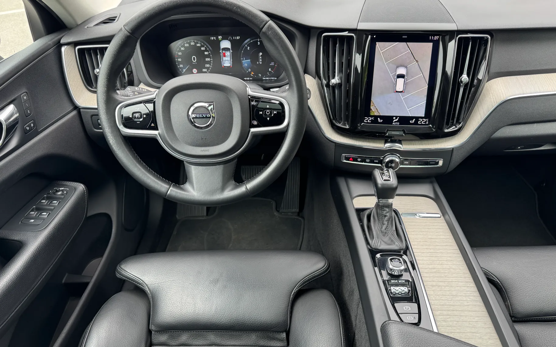 Notranja slika - Volvo XC60 - Volvo - 7