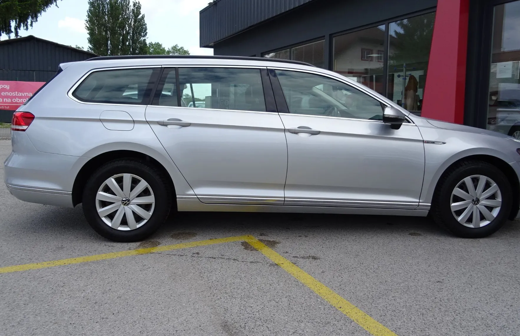 Zunanja slika - Volkswagen Passat - Variant 2.0 TDI DSG 4Motion Comfortline 190KM - NAVI - - 5