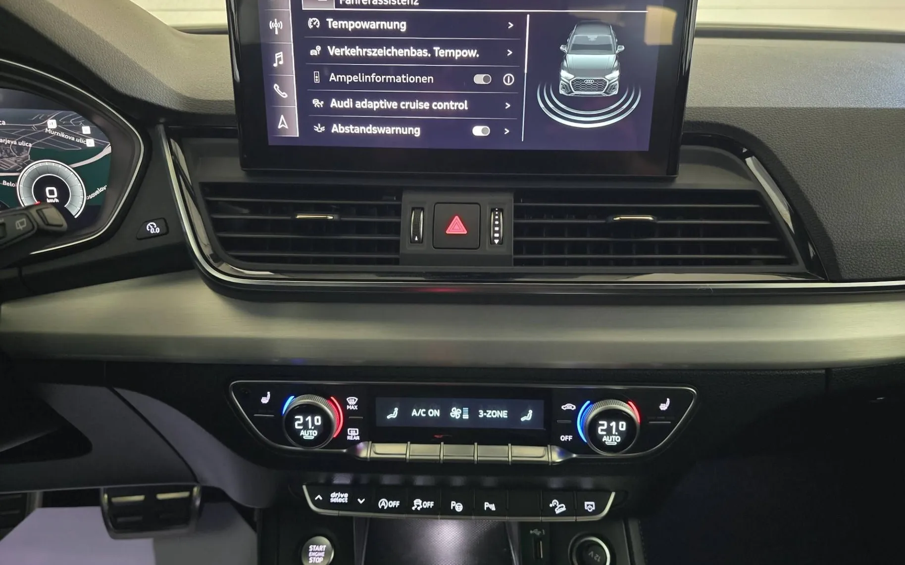 Notranja slika - Audi Q5 - quattro 40 TDI Advanced S-line S tronic - 15