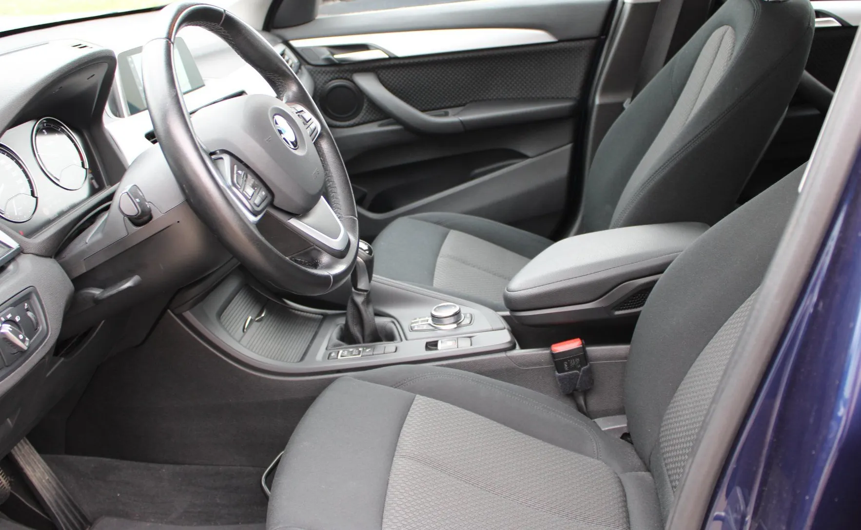 Zunanja slika - BMW X1 - serija : sDrive16d - 12