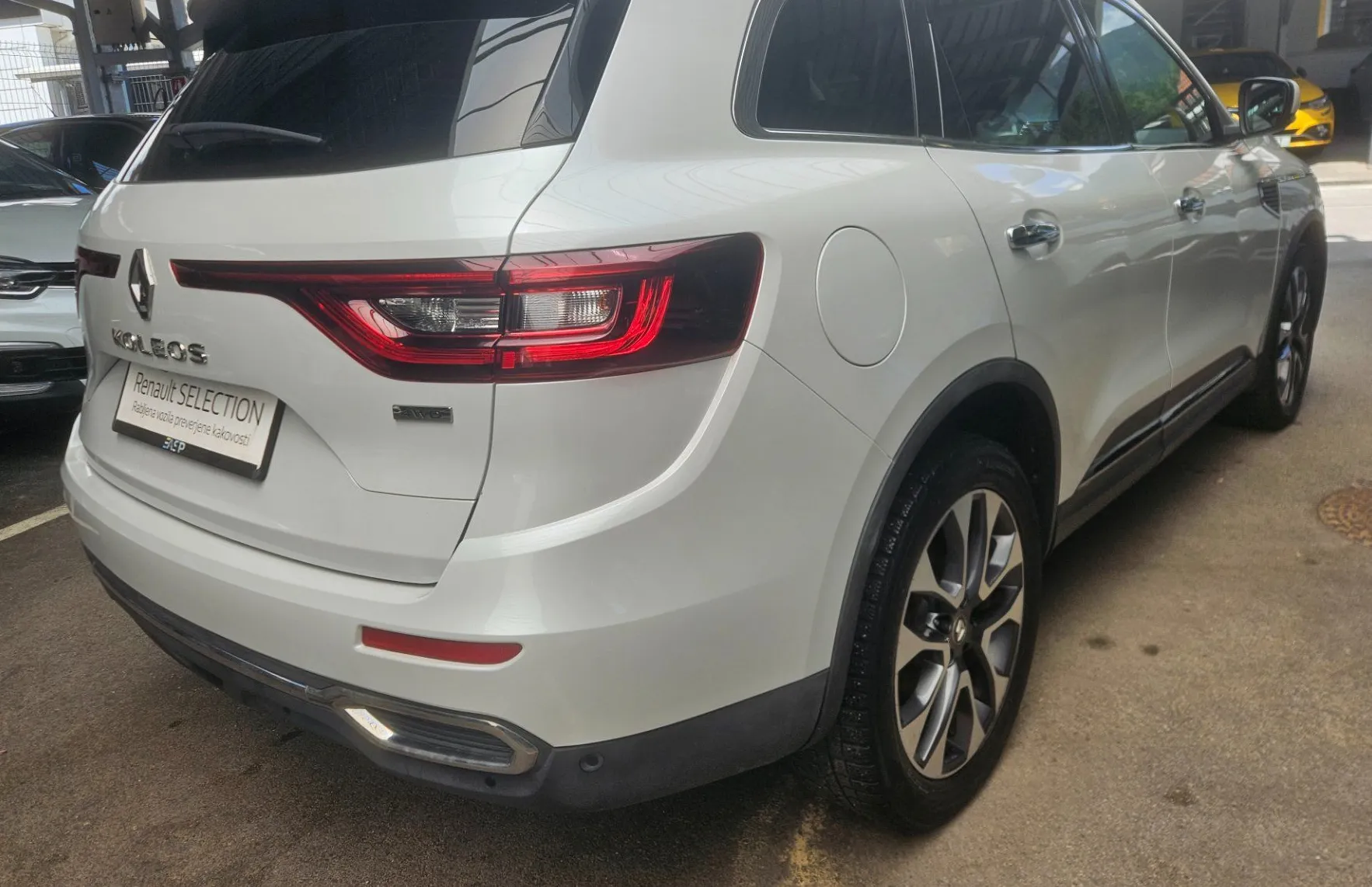 Zunanja slika - Renault Koleos - 4WD dCi 175 Energy Intens X-tronic - 3