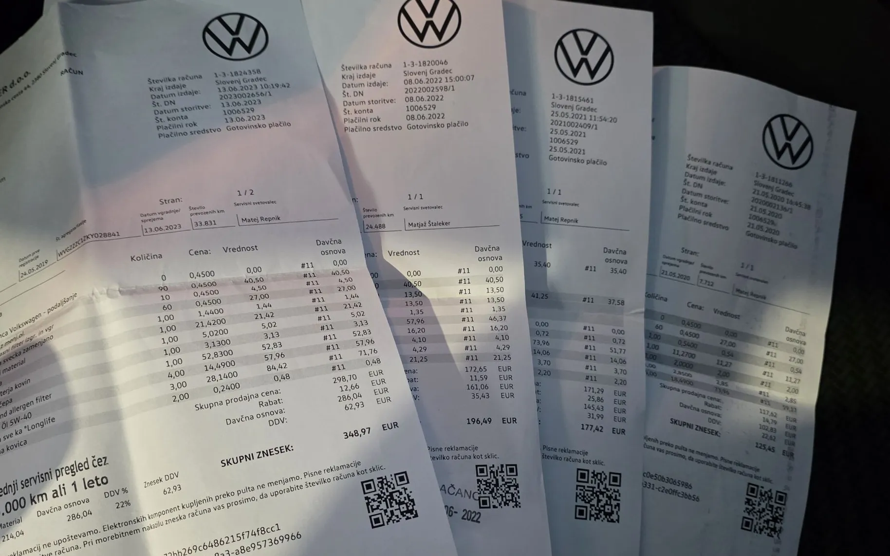 Zunanja slika - Volkswagen T-Cross - 1,0 TSI BMT R-Line 1.LAST SLO LED PDC ALU - 20