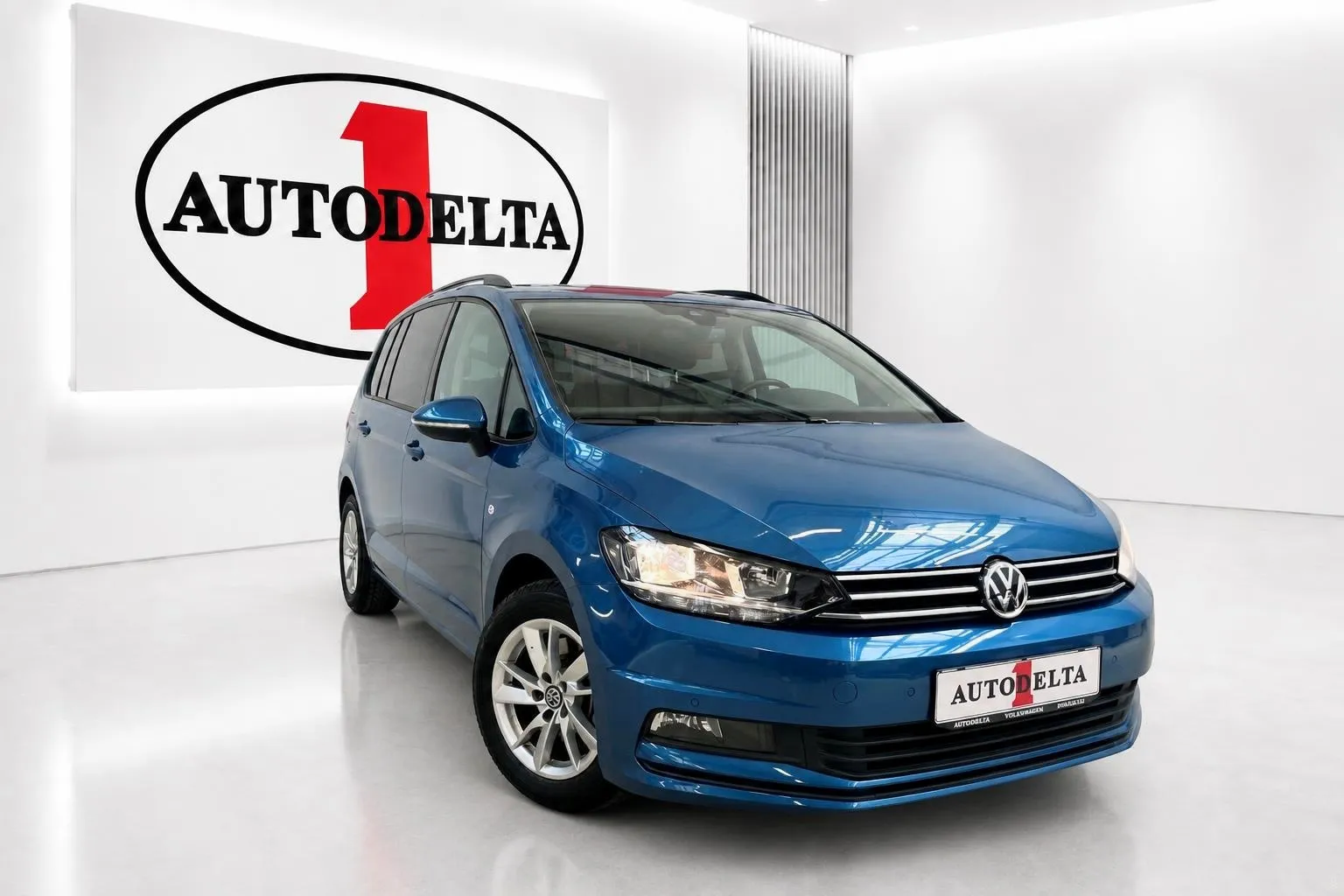 Zunanja slika - Volkswagen Touran - 1.6 TDI BMT Comfortline DSG - 2