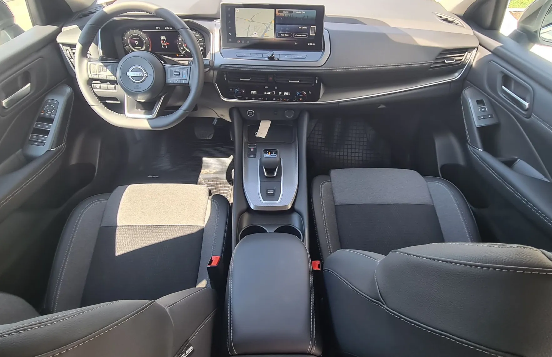 Zunanja slika - Nissan Qashqai - 1.3 DIG-T M.Hyb.158 2WD X-Tr. N-CONNECTA - 13