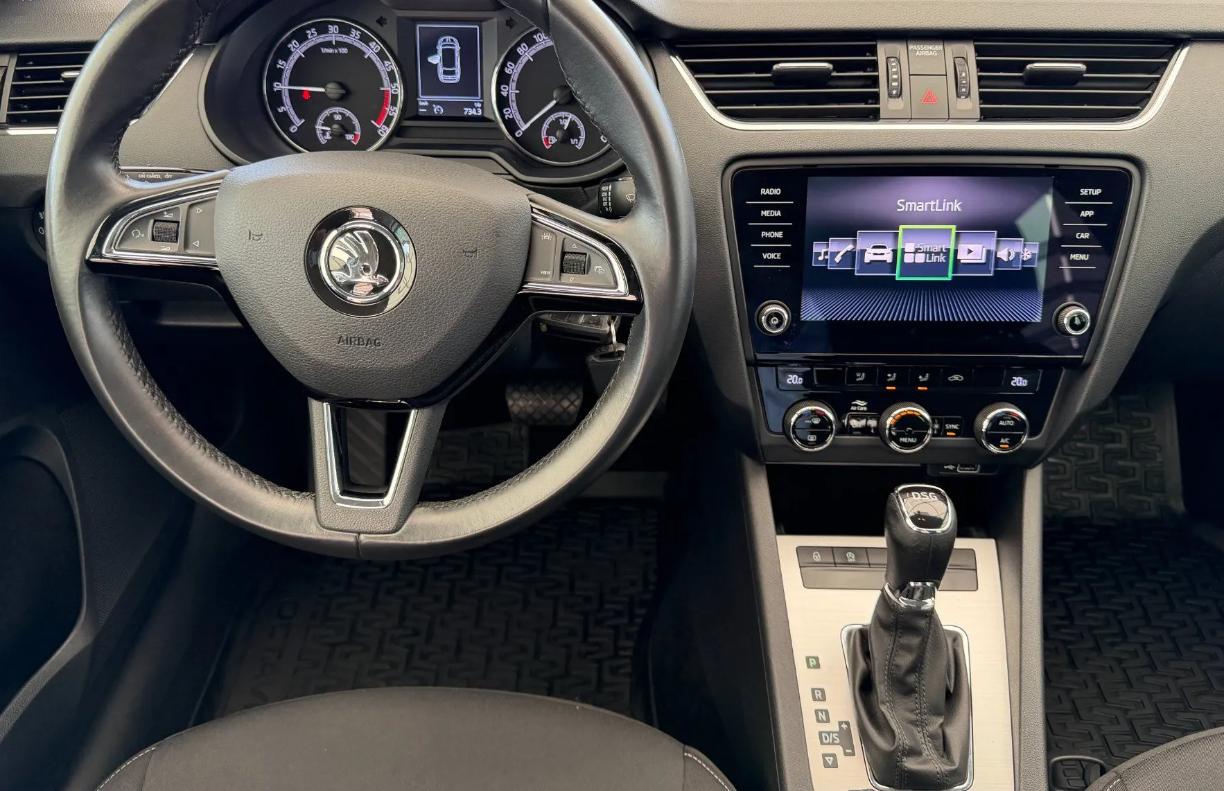 Zunanja slika - Škoda Octavia - Combi Family 2.0 TDI DSG SLO 1.Lastnik - 8