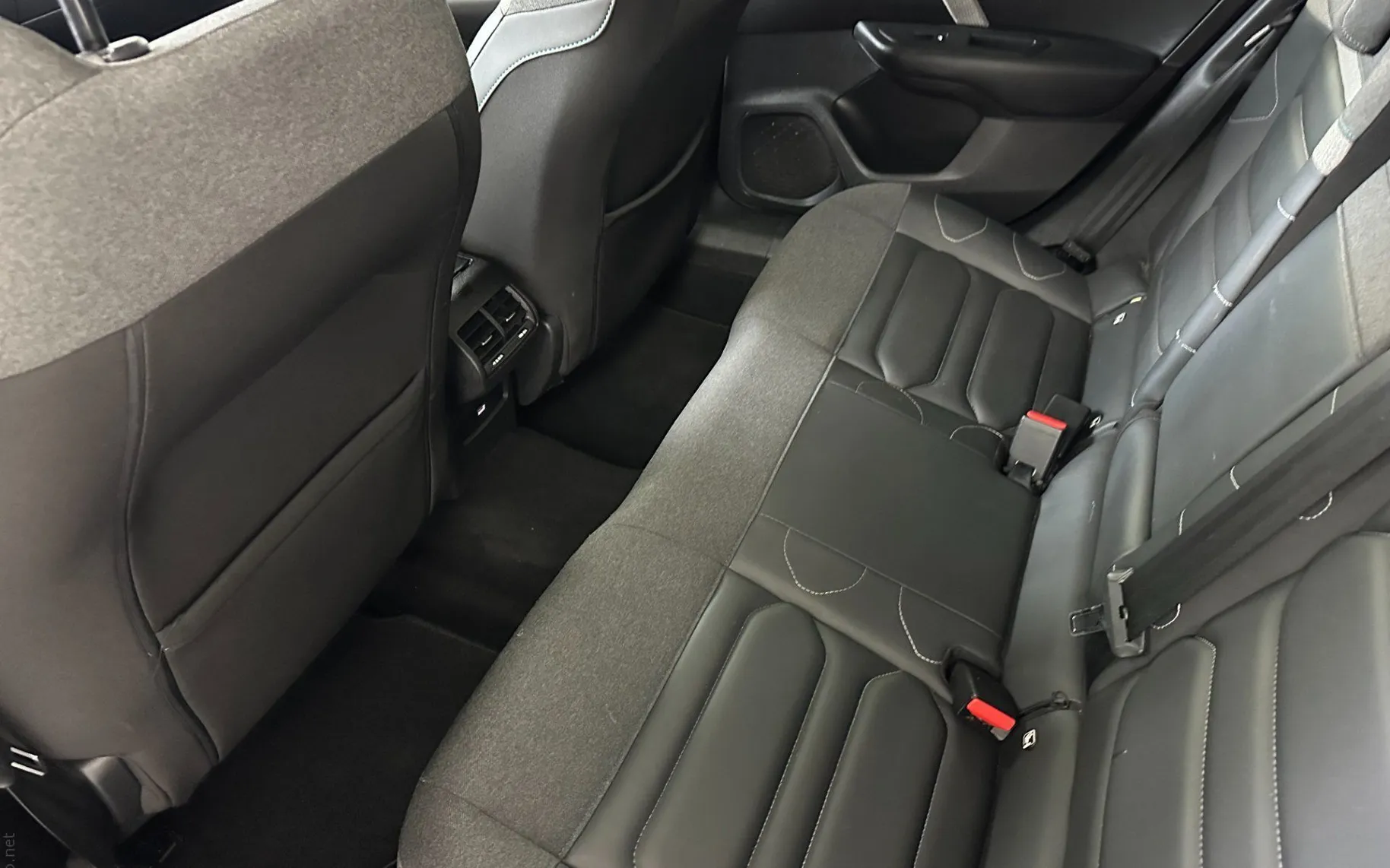 Zunanja slika - Citroën C4 - 1.5 BlueHDi Shine Pack 96KW.USNJE.KAMERA.LED.NAVI - 31