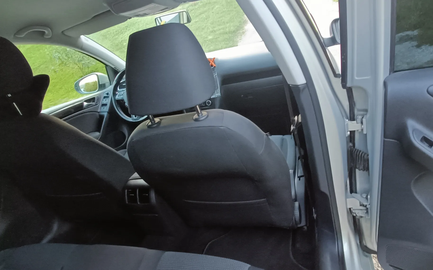 Notranja slika - Volkswagen Golf - Comfortline 1,6 TDI - 29