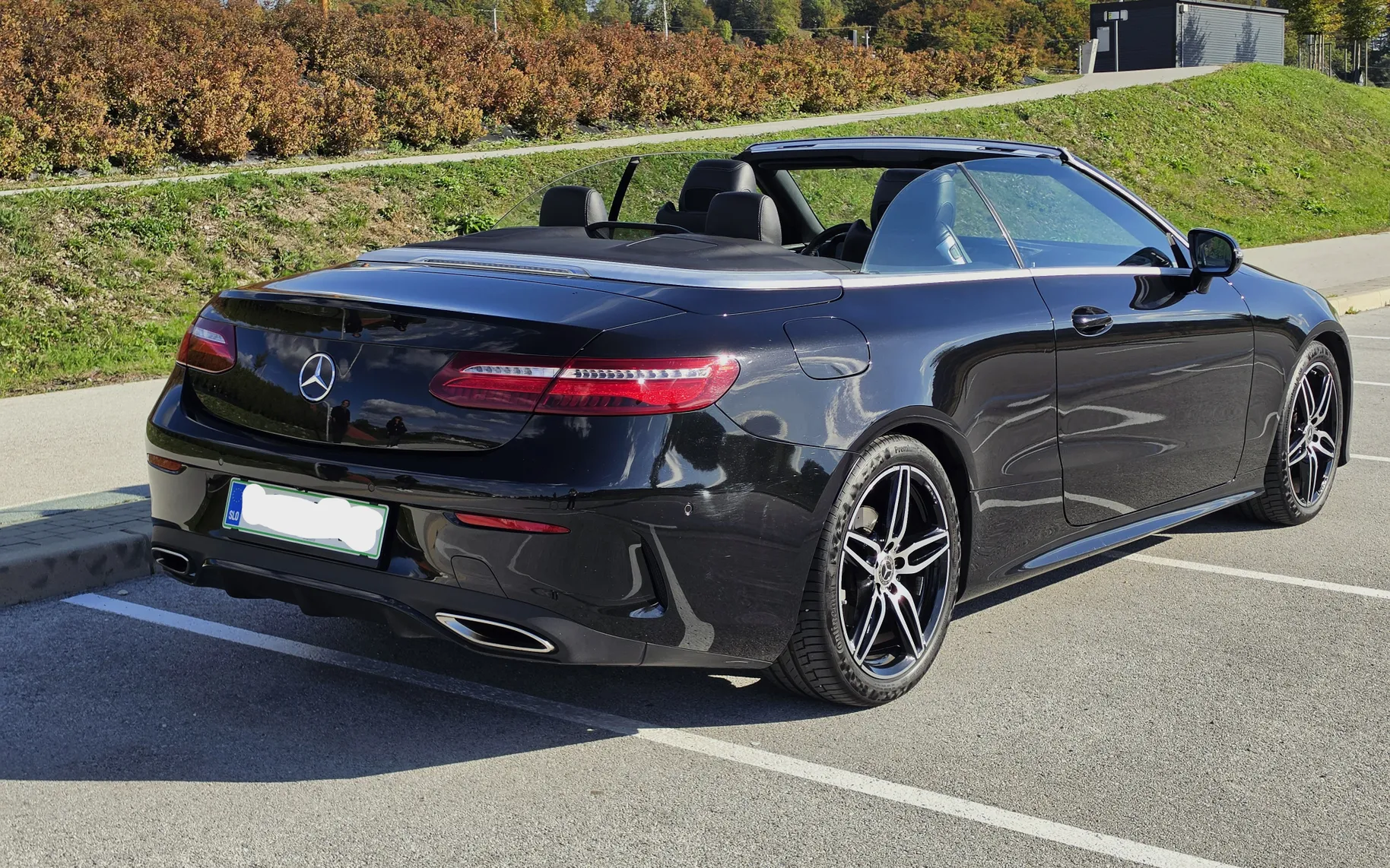 Zunanja slika - Mercedes-Benz E-Razred - Cabrio 200 AMG Line Avt. - 3