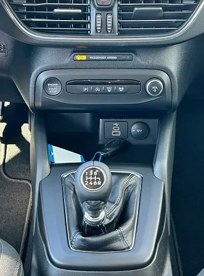 Zunanja slika - Ford Focus - 1.0 EcoBoost 125KM  ACTIVE - AKCIJSKA CENA - - 8