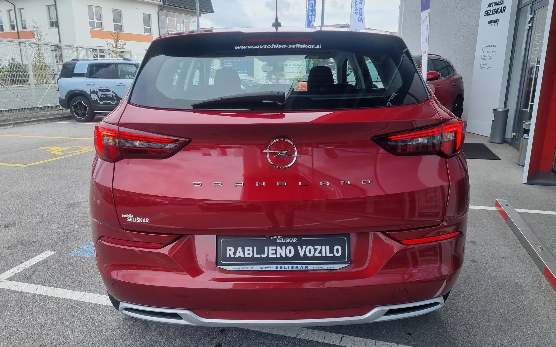Zunanja slika - Opel Grandland X - Grandland 1.2 Turbo - SAMO 11.303km - POTRJENA SERVISNA - 5