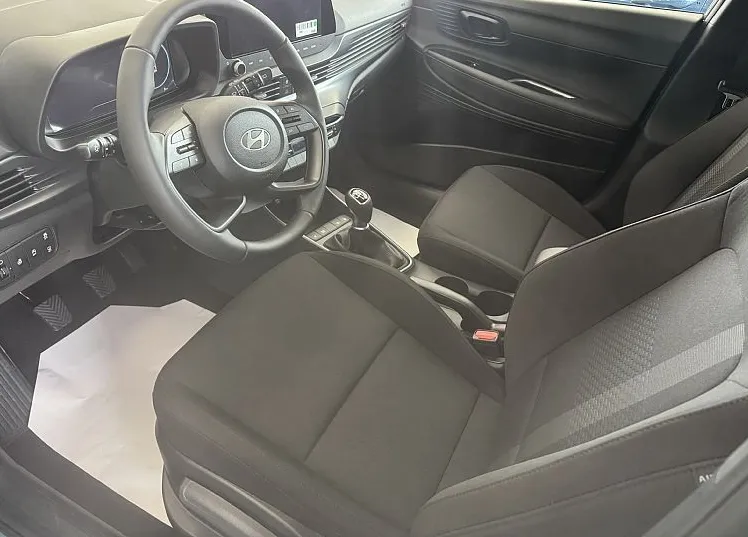 Zunanja slika - Hyundai i20 - 1.0 T-GDI FL 90 COMFORT BLACK PACK AAC WINTER rg - 3