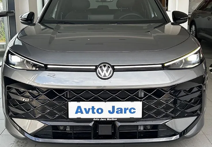 Zunanja slika - Volkswagen T-Roc - 1.5 eTSI R-Line DSG-SLO - 2