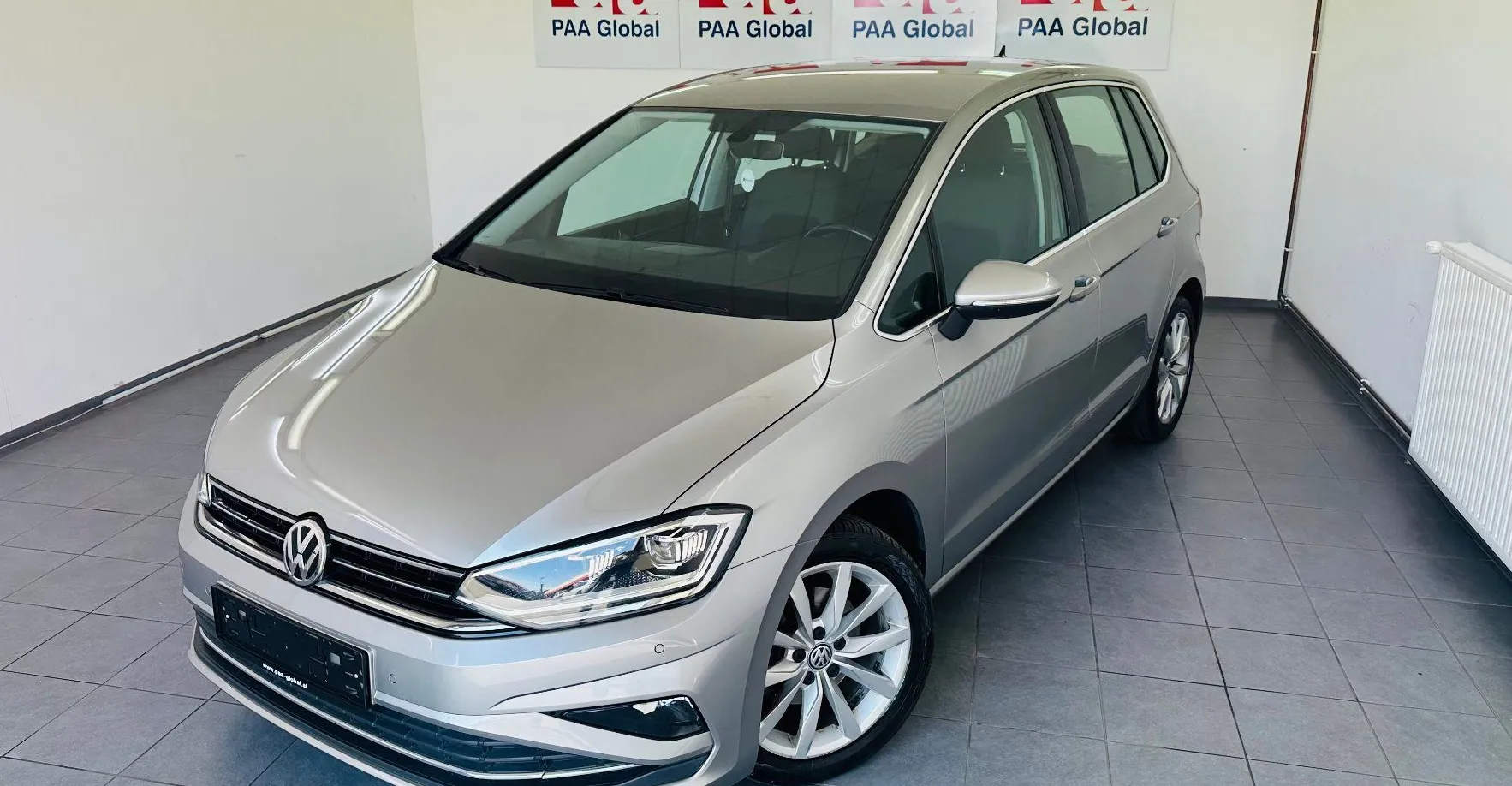 Zunanja slika - Volkswagen Golf - Sportsvan 2.0 TDI Highline DSG.LUKSENBURG.KAMERA.LED.110 KW - 1