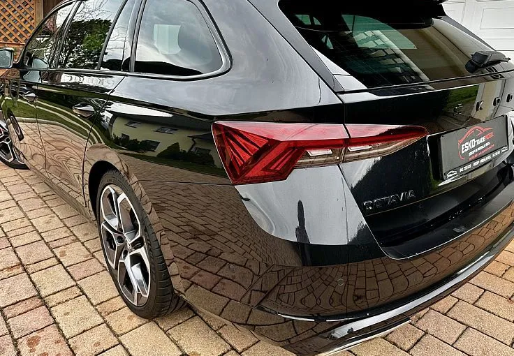 Zunanja slika - Škoda Octavia - RS 2.0 TSI+ALU19+MATRIX+PANORAMA+KAMERA+APPLE+PDC - 3