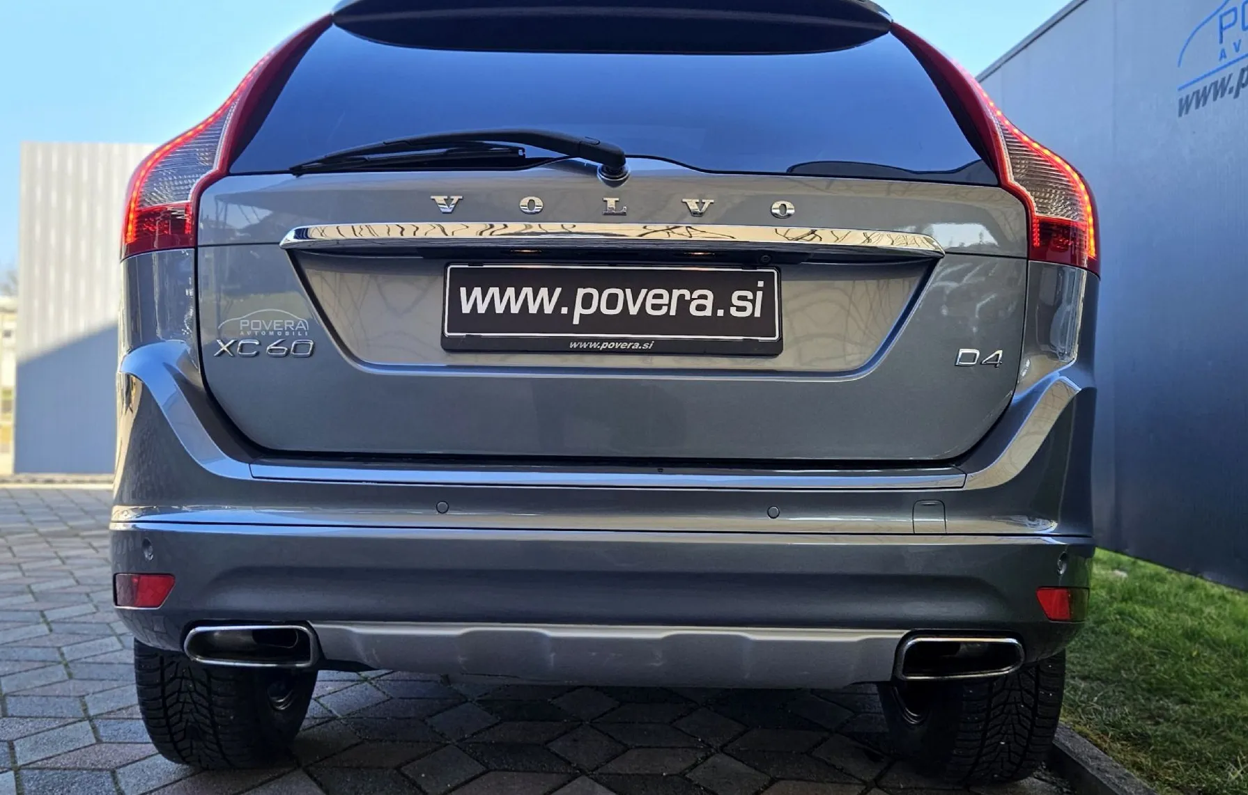 Zunanja slika - Volvo XC60 - D4 AUT. SIGNATURE +Xenon+ACC+Kamera +Pano+Usnje... - 17