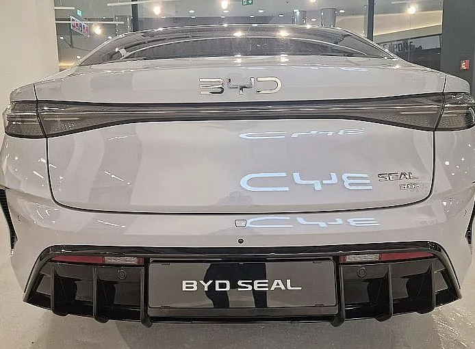 Zunanja slika - BYD SEAL - DESIGN 82.5 kWh 230 kW RWD - 3