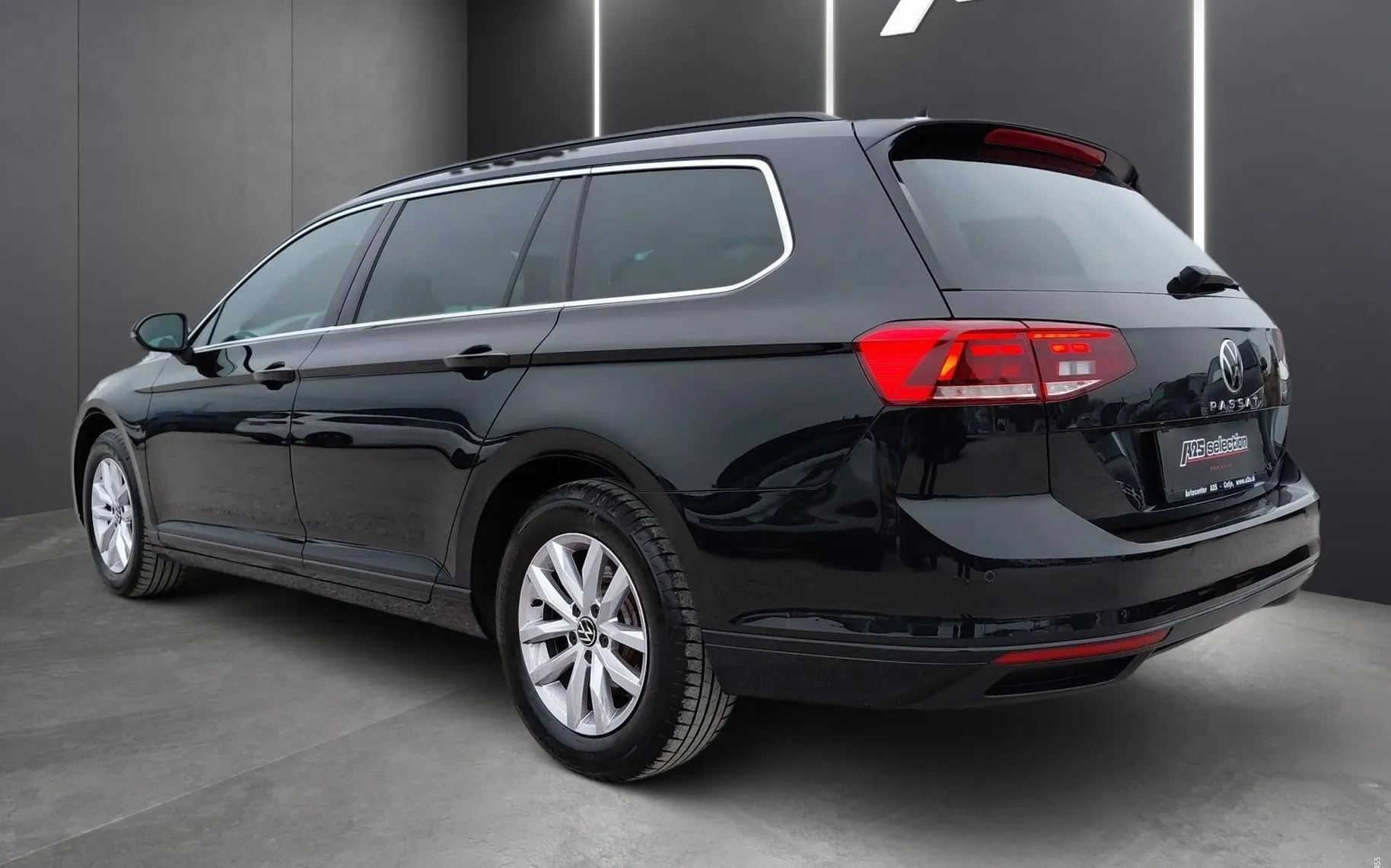 Zunanja slika - Volkswagen Passat Variant - 2.0 TDI BMT SCR Business DSG-Vlečna kljuka-Kamera - 4