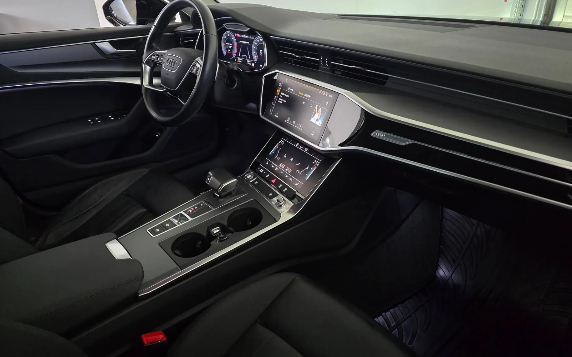 Notranja slika - Audi A6 Avant - 40 TDI Design S tronic - LED.usnje.kamera.navi.ACC - 10