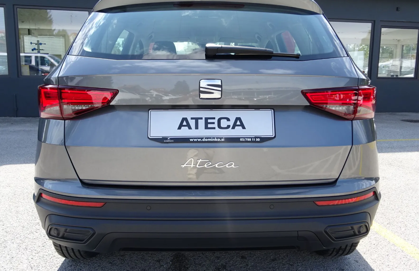 Zunanja slika - Seat Ateca - 1.0 TSI 85 KW HOLA -NA ZALOGI - - 6