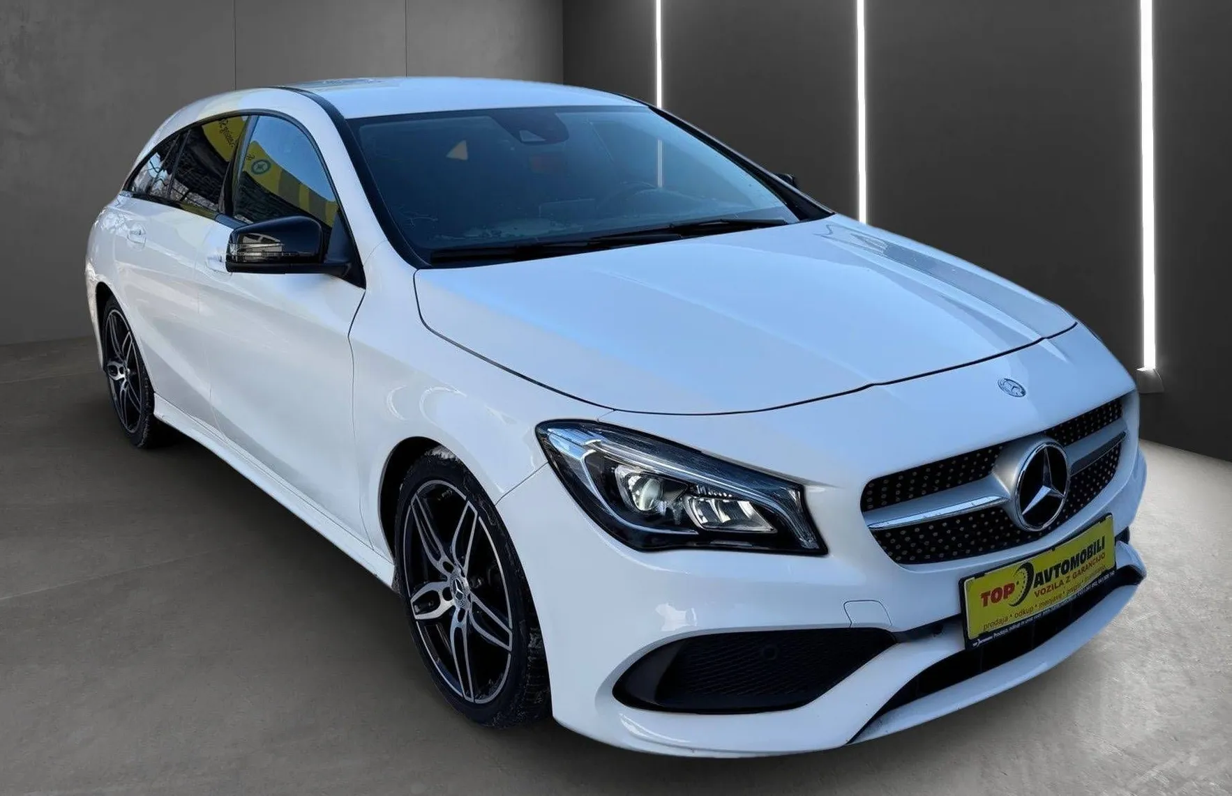 Zunanja slika - Mercedes-Benz CLA-Razred - CLA Shooting Brake 200d 4MATIC AMG LINE MULTIBEAM KAMERA TEM NAVI - 9