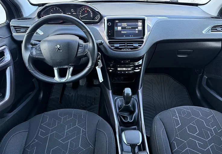 Zunanja slika - Peugeot 2008 - 1.2 PureTech 82 ACTIVE 1.LASTNIK-SLOVENSKI - 9