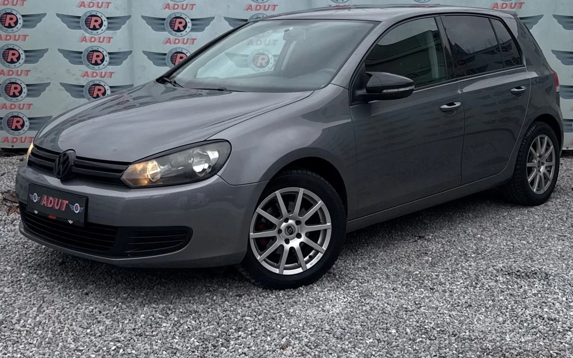 Zunanja slika - Volkswagen Golf - 1.6 TDI DPF Trendline 66  90  REDNO SERVIS... - 3