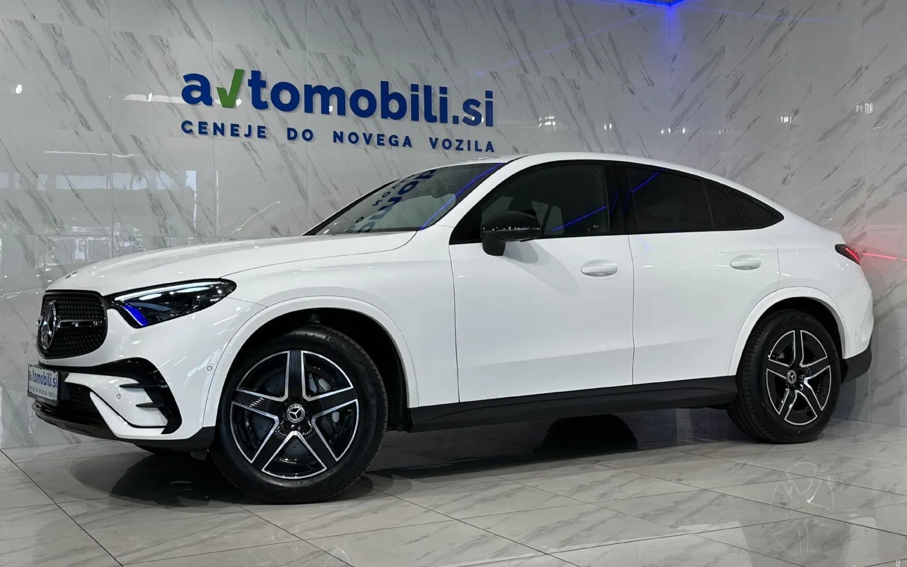 Zunanja slika - Mercedes-Benz GLC coupe - 200 |4M|AMG Line|ACC|DigitalL|360K|Memory|KeyGo|.. - 2