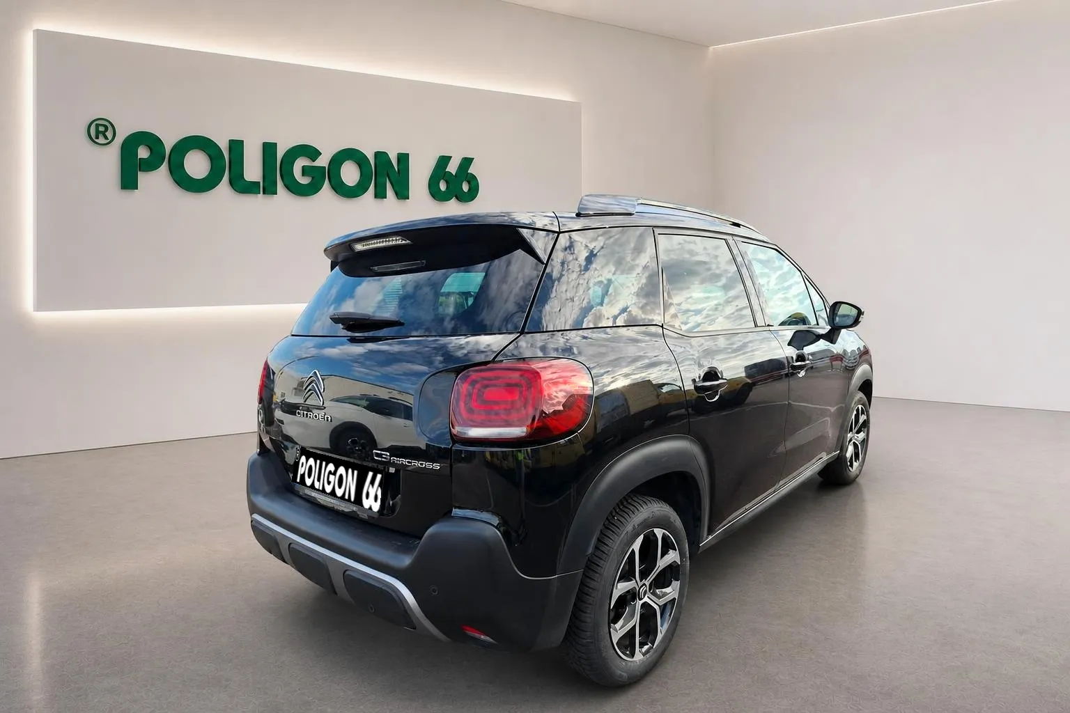 Zunanja slika - Citroën C3 Aircross - 1.2 PureTech 110 Shine-FULL LED-KAMERA-1 LASTNIK - 2