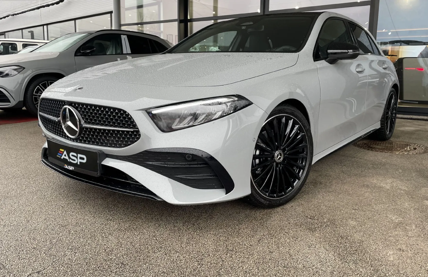 Zunanja slika - Mercedes-Benz A-Razred - 180 AMG Edition - 2