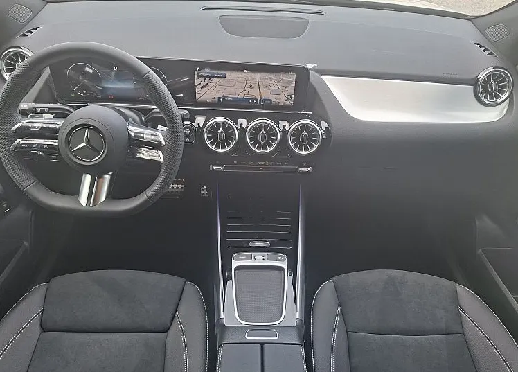 Zunanja slika - Mercedes-Benz GLA-Razred - 180 AMG EDITION - 9