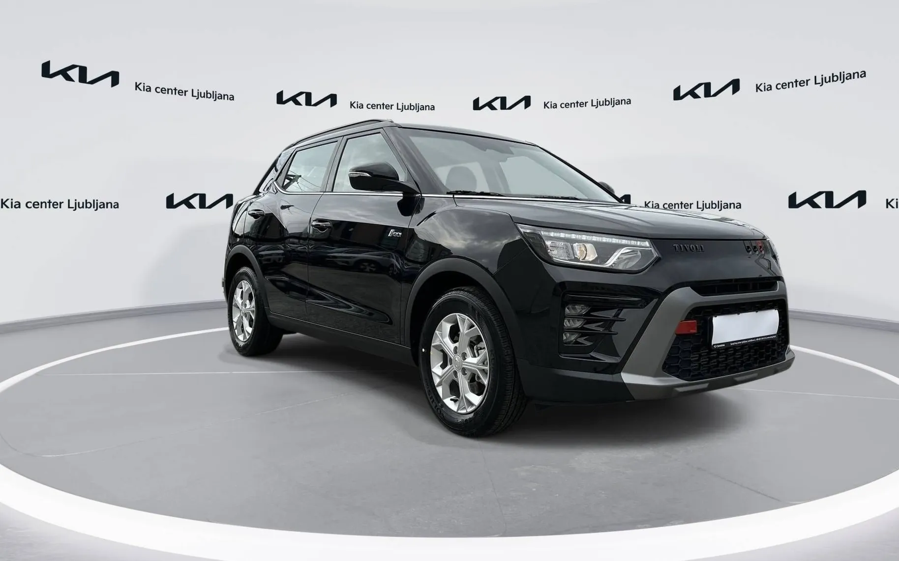 Zunanja slika - SsangYong Tivoli - 1.5 T-GDi Fresh 2WD M T... - 3