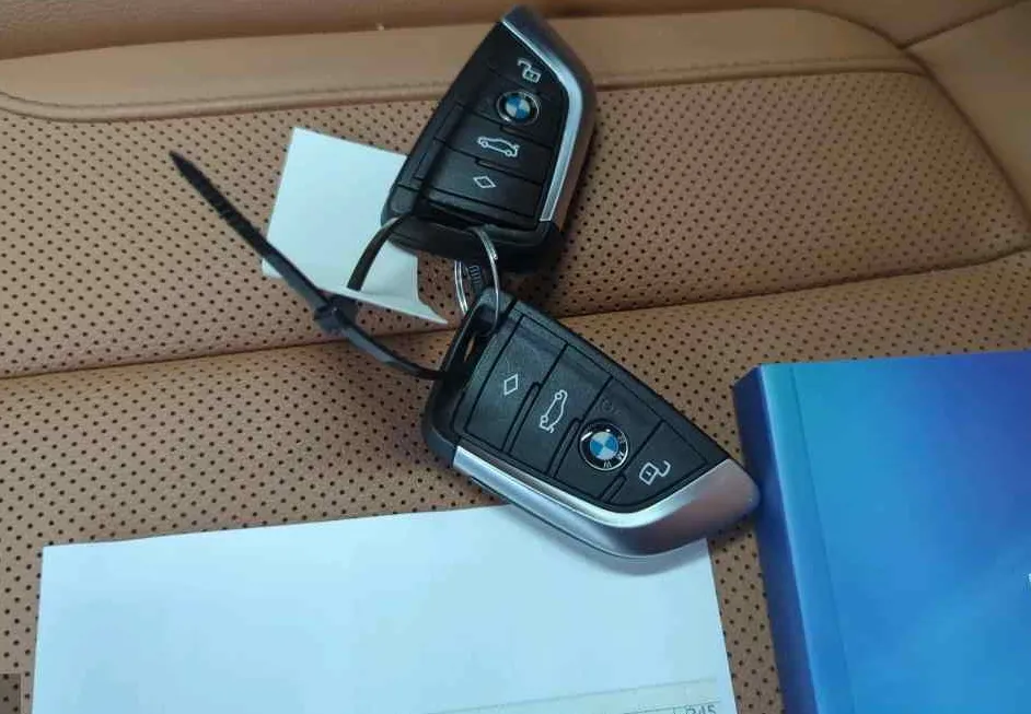 Zunanja slika - BMW X3 - serija : xDrive30d Avt.NEMŠKI+4 GUME.KAMERA.USNJE.LED.NAVI. - 20