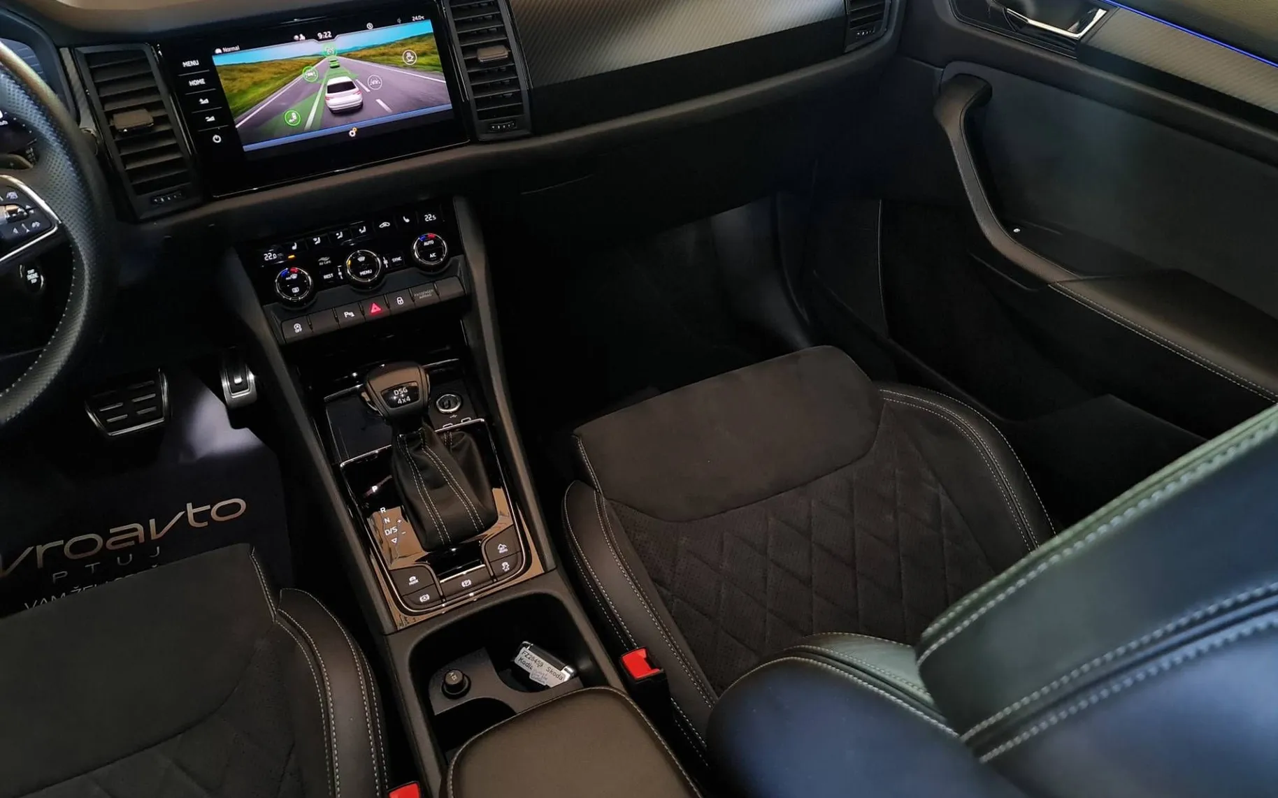 Notranja slika - Škoda Kodiaq - 4x4 2.0 TDI Sportline DSG•Canton•Matrix•Radar - 10