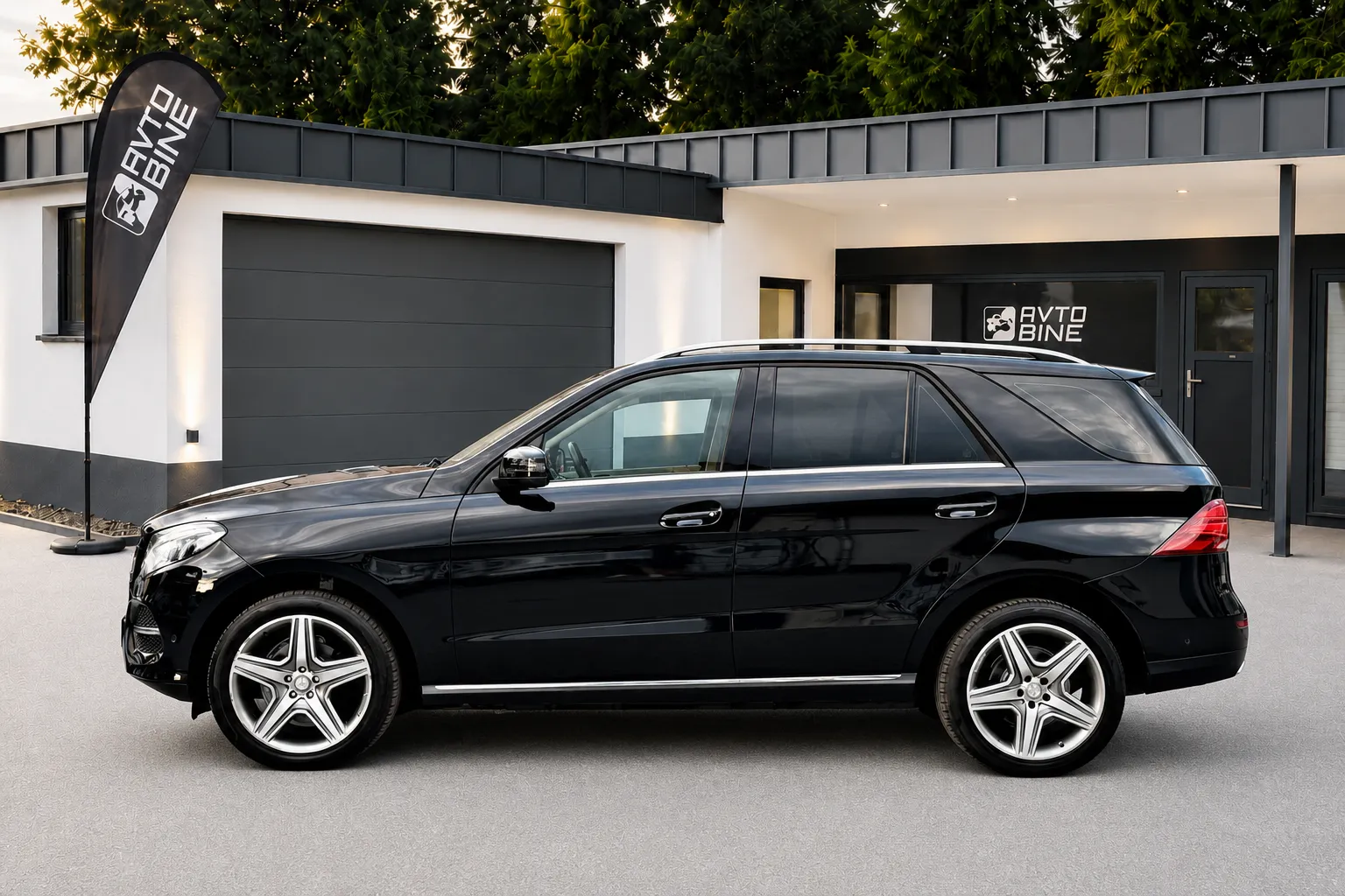 Zunanja slika - Mercedes-Benz GLE-Razred - GLE 250 d 4MATIC AVT•NAVI•LED•20COL AMG•ODLIČEN - 5