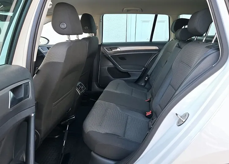 Zunanja slika - VW Golf - Variant 2.0TDI DSG Comfortline ACC•NAVI•PARK-SENZORJI•17C• - 7