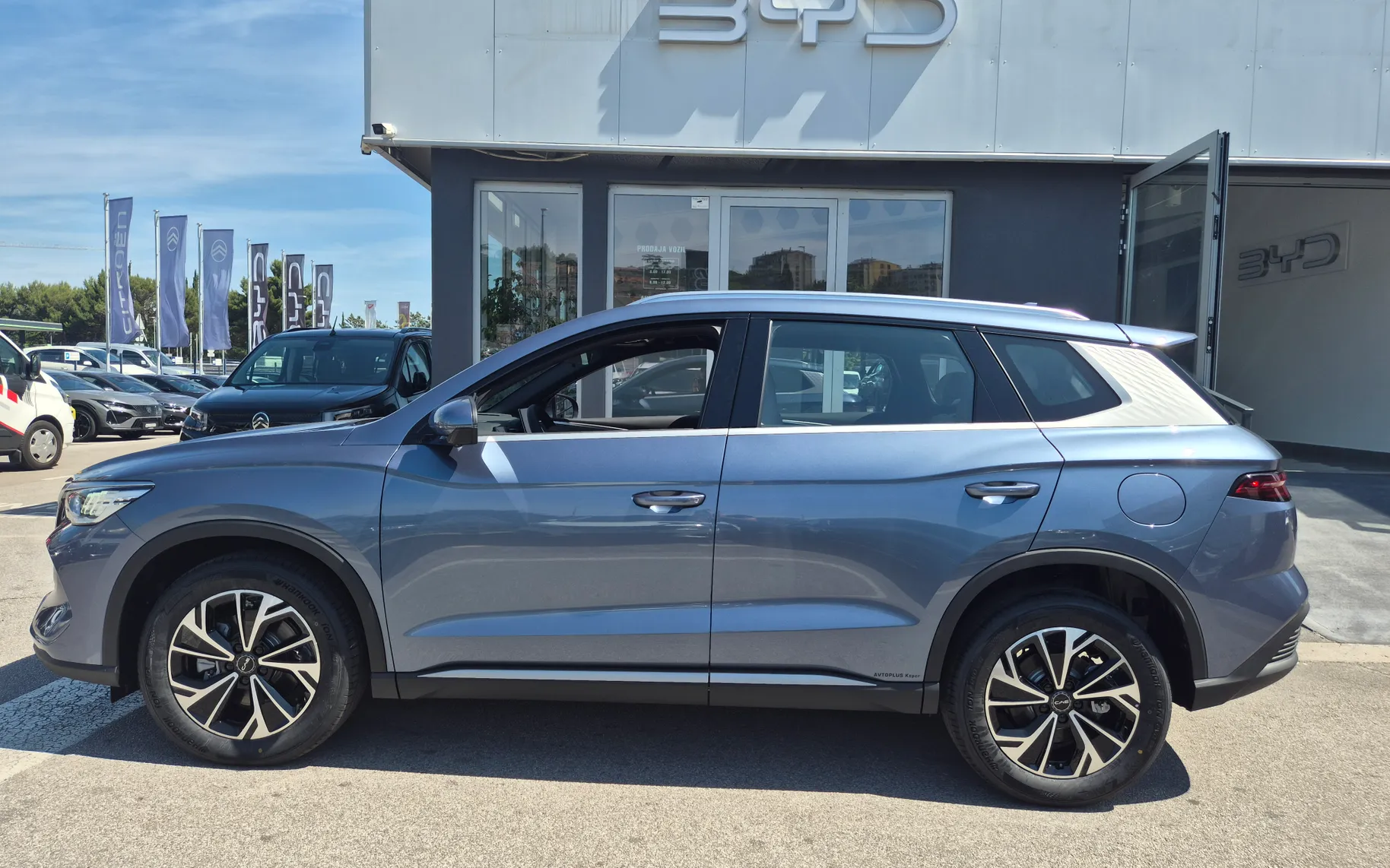 Zunanja slika - BYD SEALION 7 - DM-i DESIGN PHEV - skupni doseg 1016 km - 2