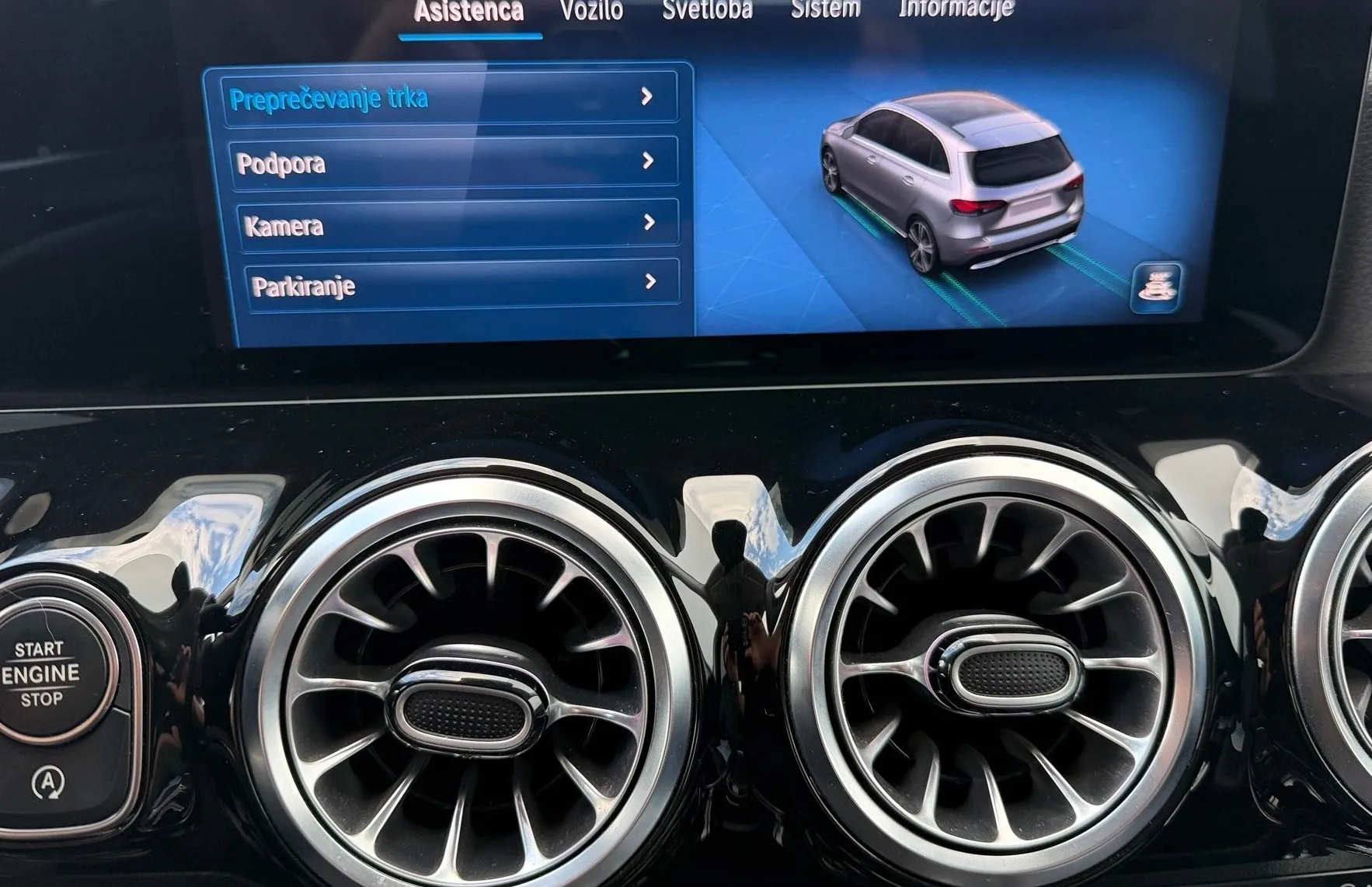 Zunanja slika - Mercedes-Benz B-Razred - B 200 d DCT Advanced Plus-Keylees-LED-PDC-Kamera - 15