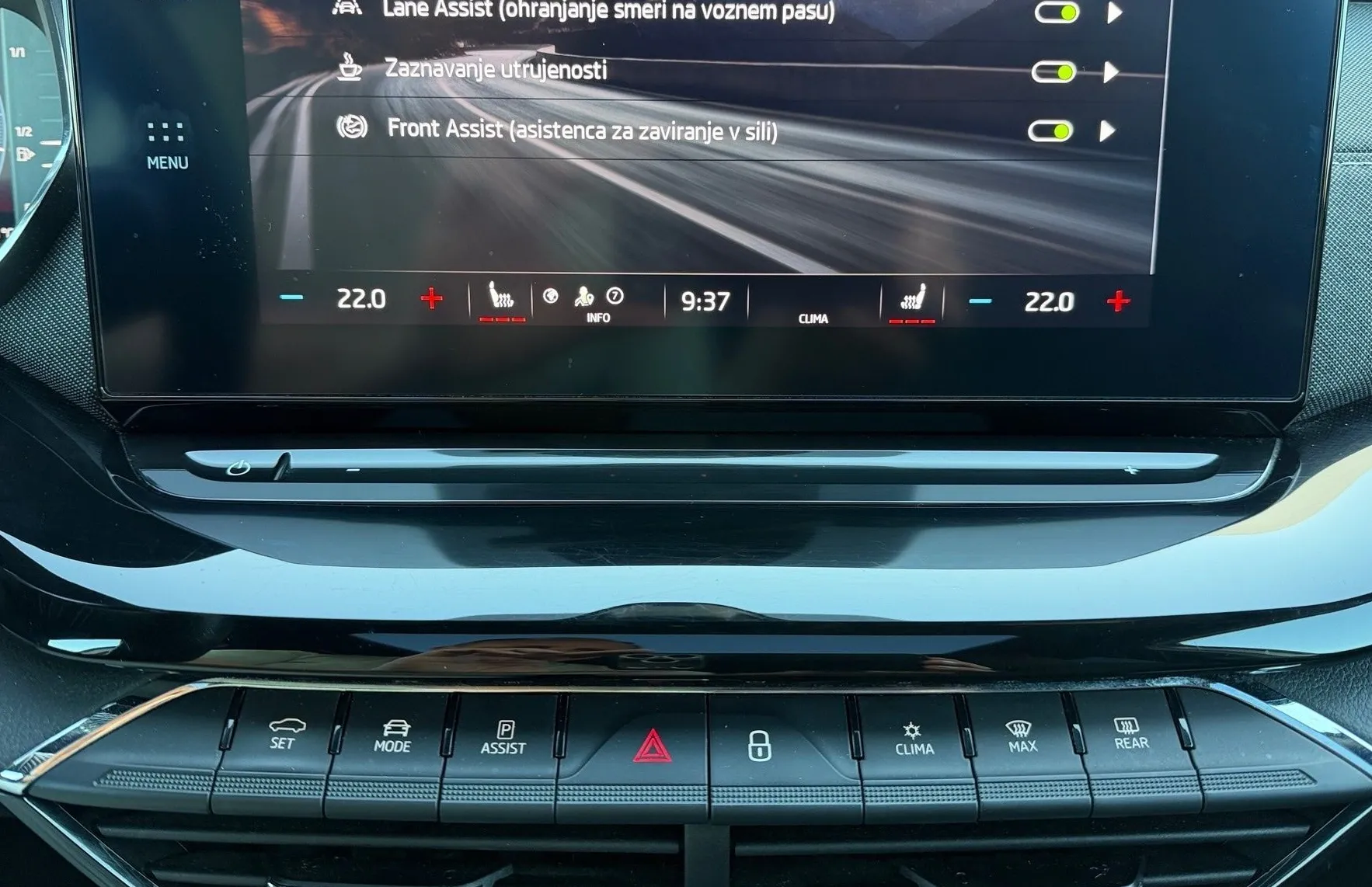 Zunanja slika - Škoda Octavia - Combi 2.0 TDI Sportline DSG-Panorama-Vlečna klju.. - 16