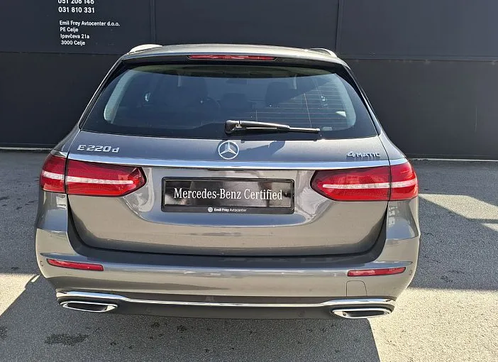 Zunanja slika - Mercedes-Benz E-Razred - E 220 d 4MATIC Avantgarde Avt. - 3