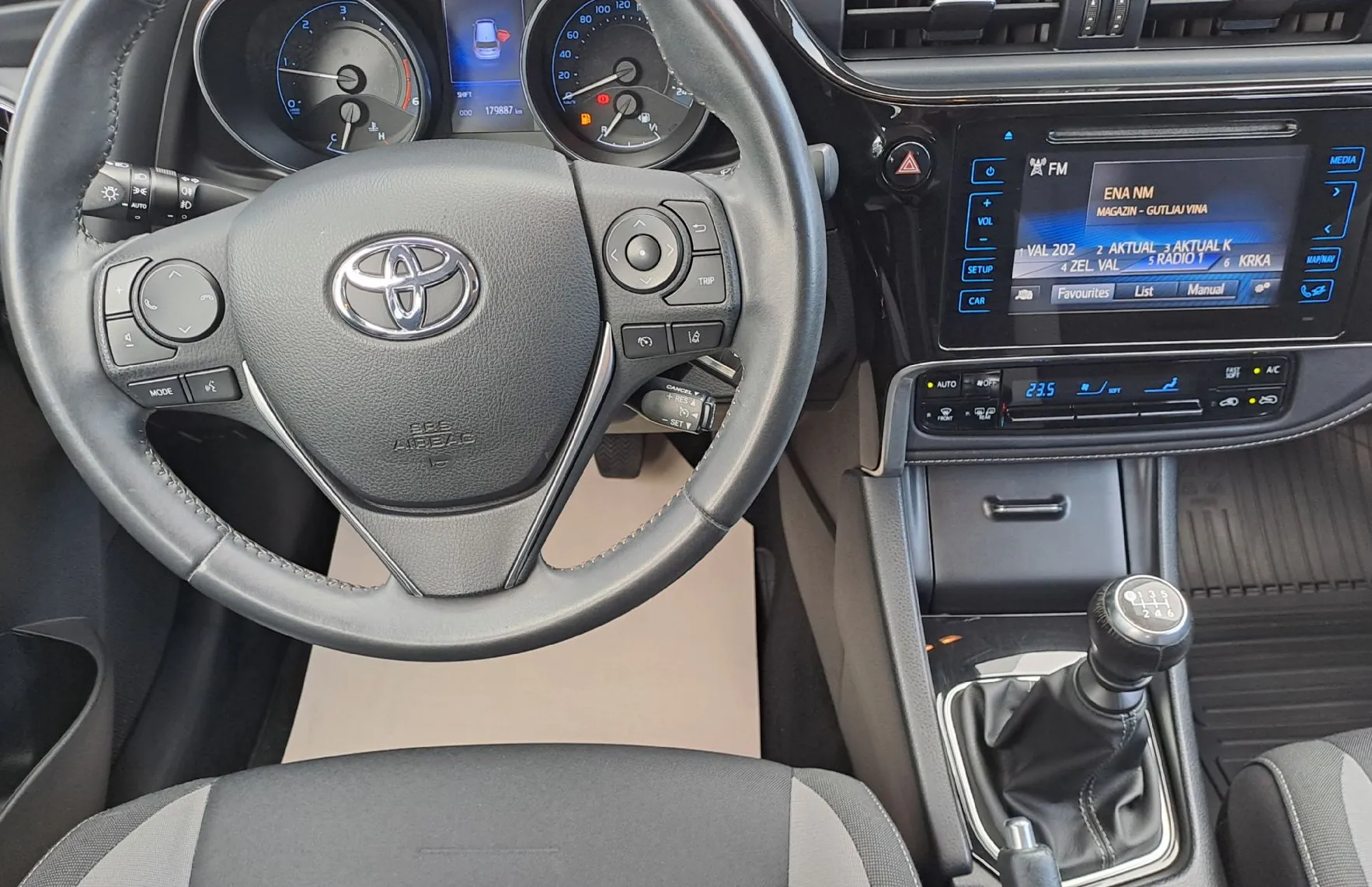 Zunanja slika - Toyota Auris - TS 1.6 D-4D Luna - 9
