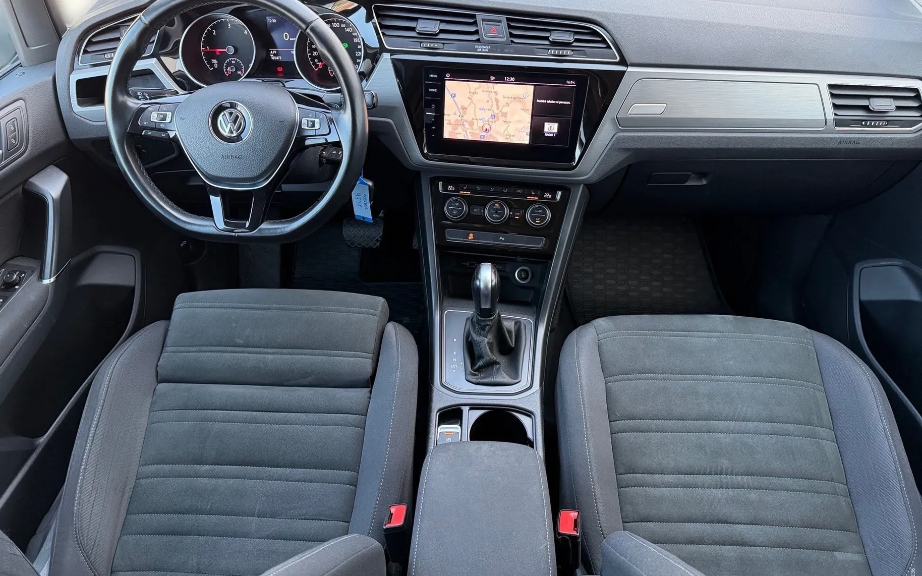 Notranja slika - Volkswagen Touran - 2.0 TDI SCR avt. Family-LED-Vlečna kljuka-ACC... - 10