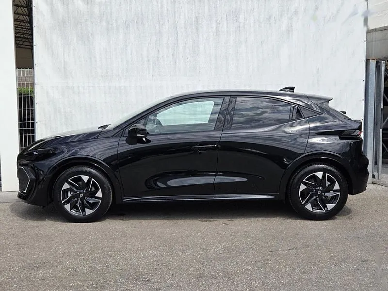 Zunanja slika - Renault Clio - 6 Techno TCE 115 2026+Paket Zima+Zasilno rez. kolo - 8