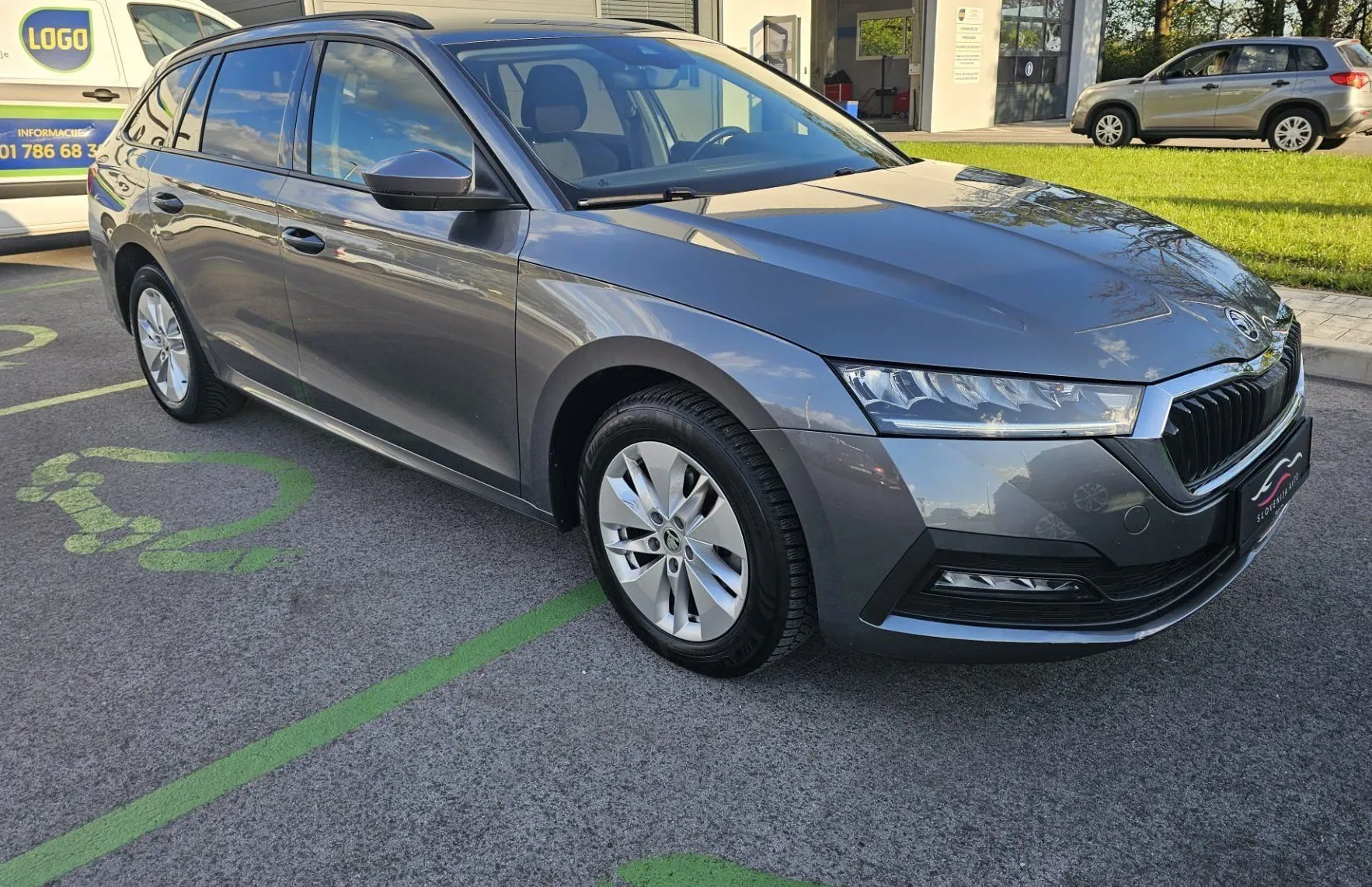 Zunanja slika - Škoda Octavia - 2.0 TDI  EXECUTIVE DSG|FuLED|alu|wirtual|Multifunk - 3