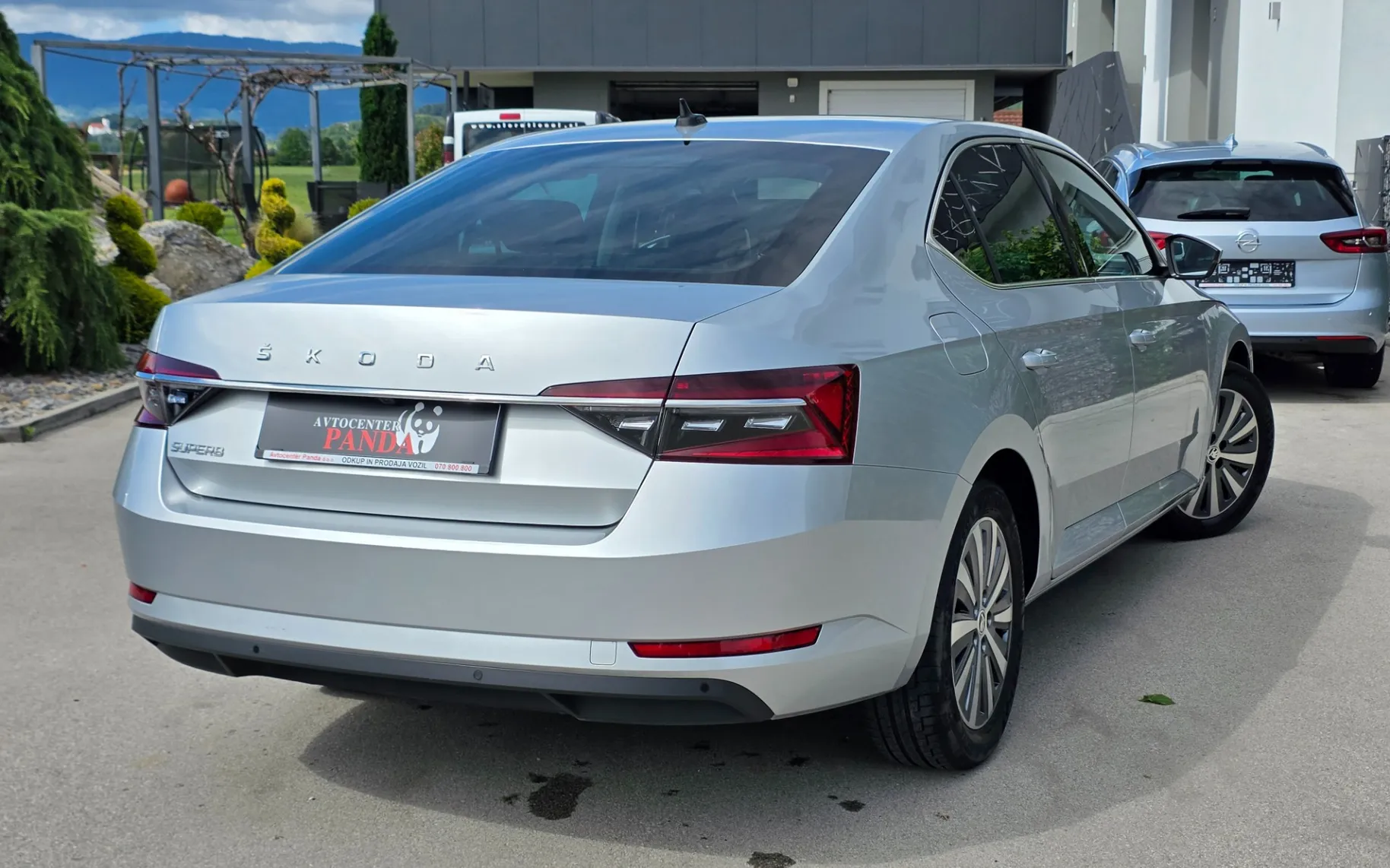 Zunanja slika - Škoda Superb - 2,0 TDI Style DSG - 4