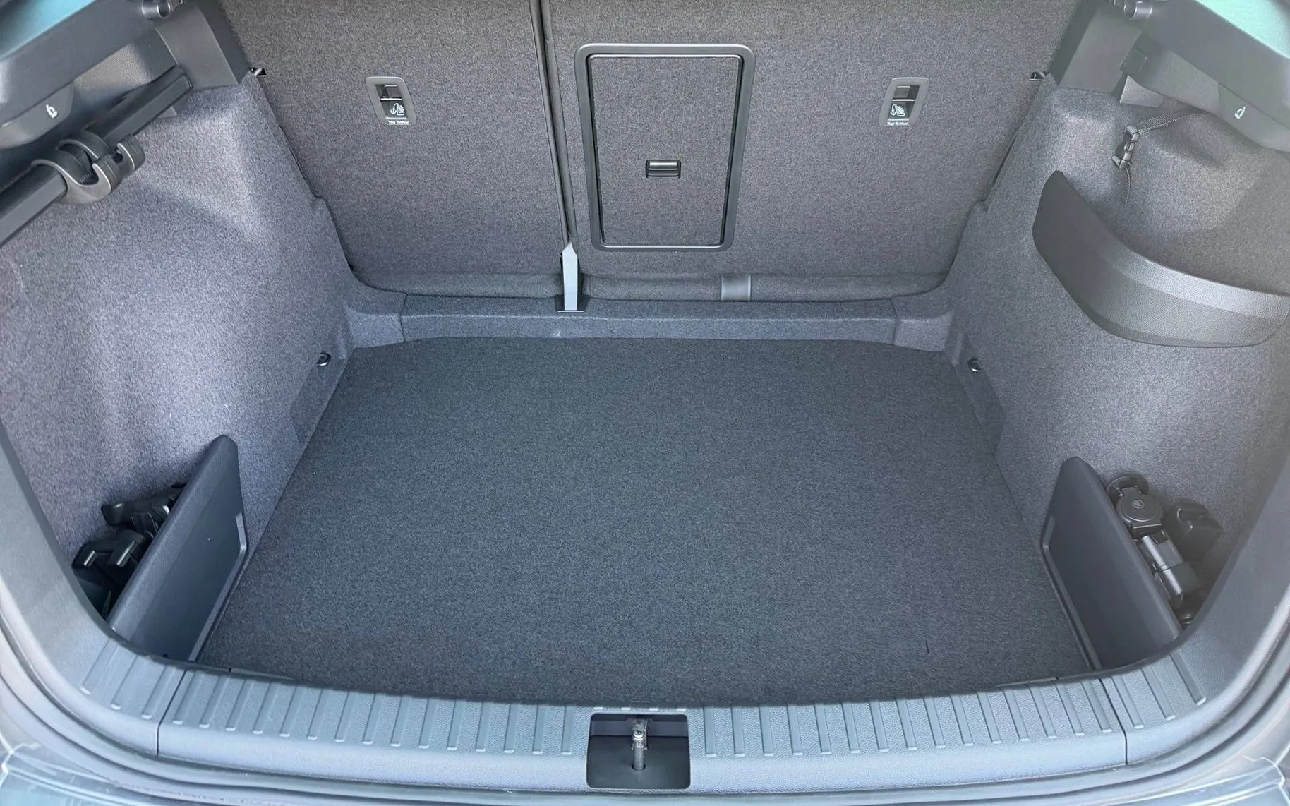 Notranja slika - Škoda Karoq - 2.0 TDI Edition DSG... - 12