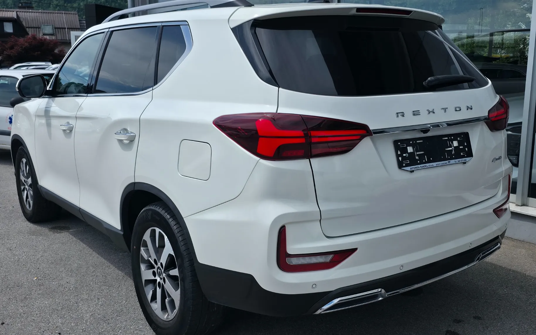 Zunanja slika - SsangYong Rexton - 2.2 XDI AWD ICON Avt. - 4