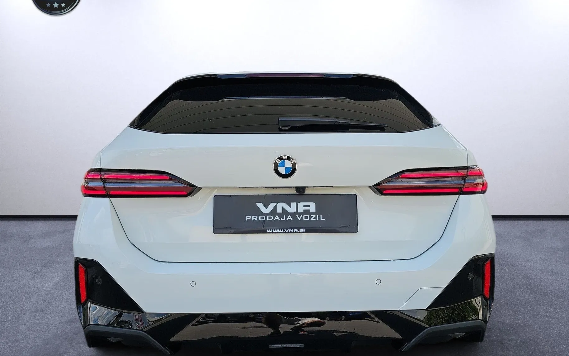 Zunanja slika - BMW serija 5: - 540d xDrive Avt. |M-OPTIC|ICON|HL.SED|360-KAM|A20| - 5