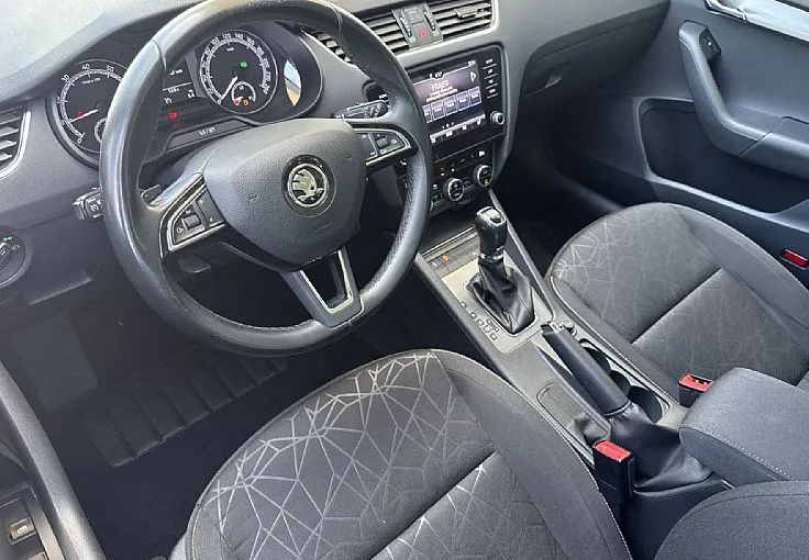 Zunanja slika - Škoda Octavia - Combi 1.5 TSI Style DSG-LED-RACE BLUE-KREDIT - 7