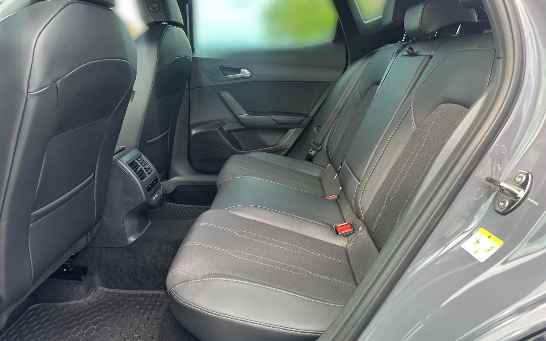 Notranja slika - Cupra Formentor - 1.5 eTSI Impulse DSG - 11
